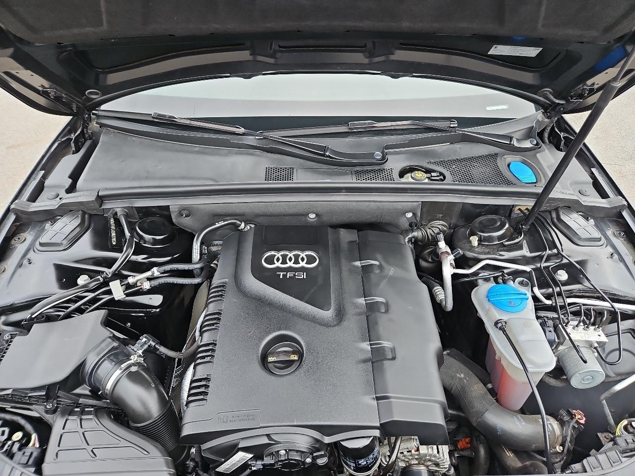 Audi A4 4dr Sdn Auto quattro 2.0T Premium Plus 2014