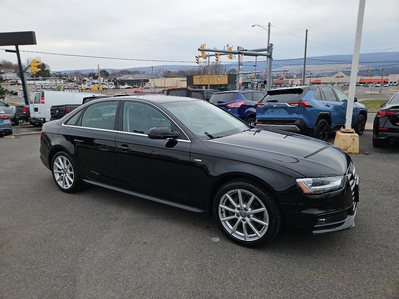Audi A4 4dr Sdn Auto quattro 2.0T Premium Plus 2014