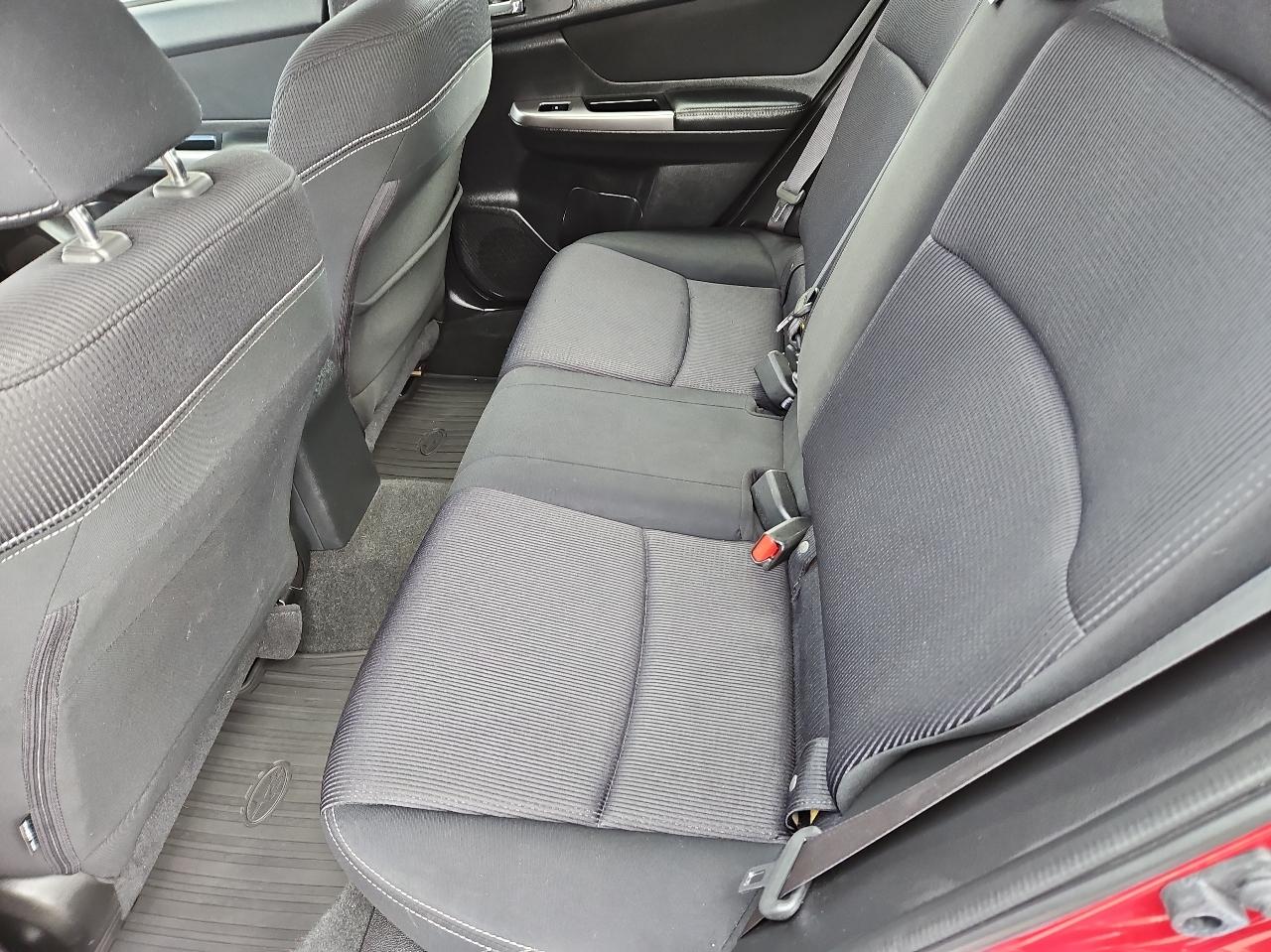 Subaru Impreza Wagon 5dr CVT 2.0i Sport Premium 2015