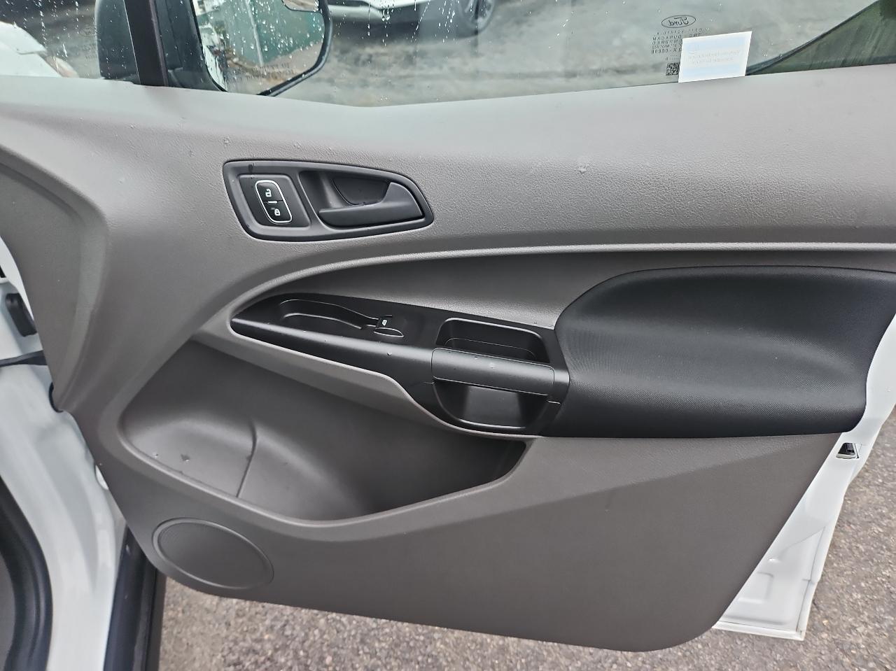 Ford Transit Connect Van XL LWB w/Rear Symmetrical Doors 2020