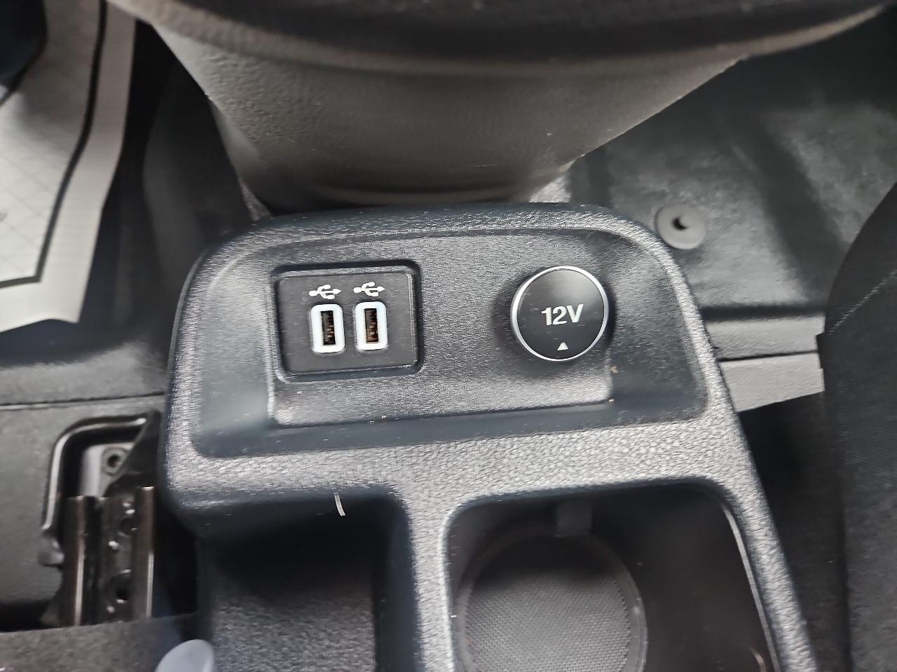 Ford Transit Connect Van XL LWB w/Rear Symmetrical Doors 2020