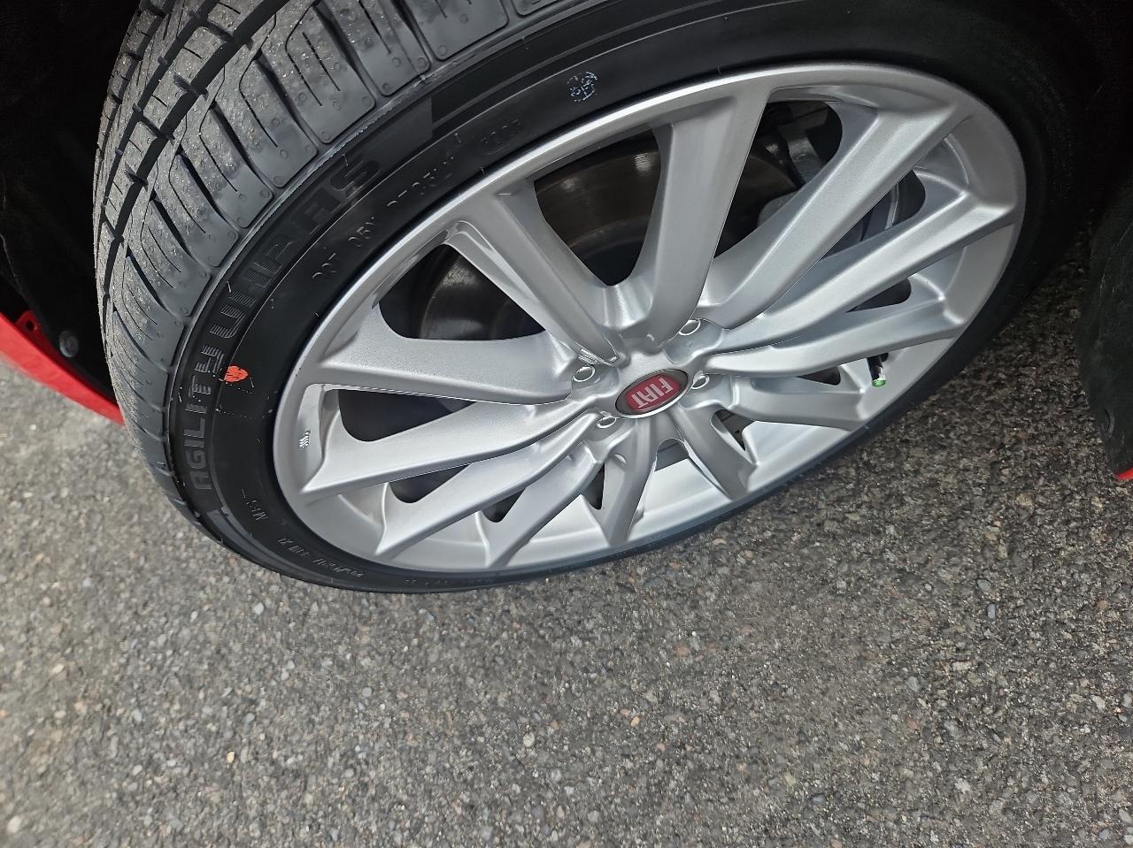 Fiat 124 Spider Lusso Convertible 2019