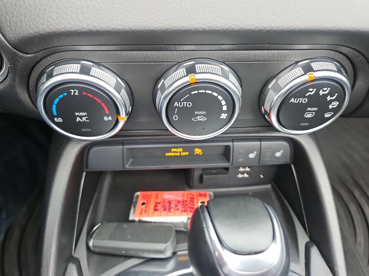 Fiat 124 Spider Lusso Convertible 2019