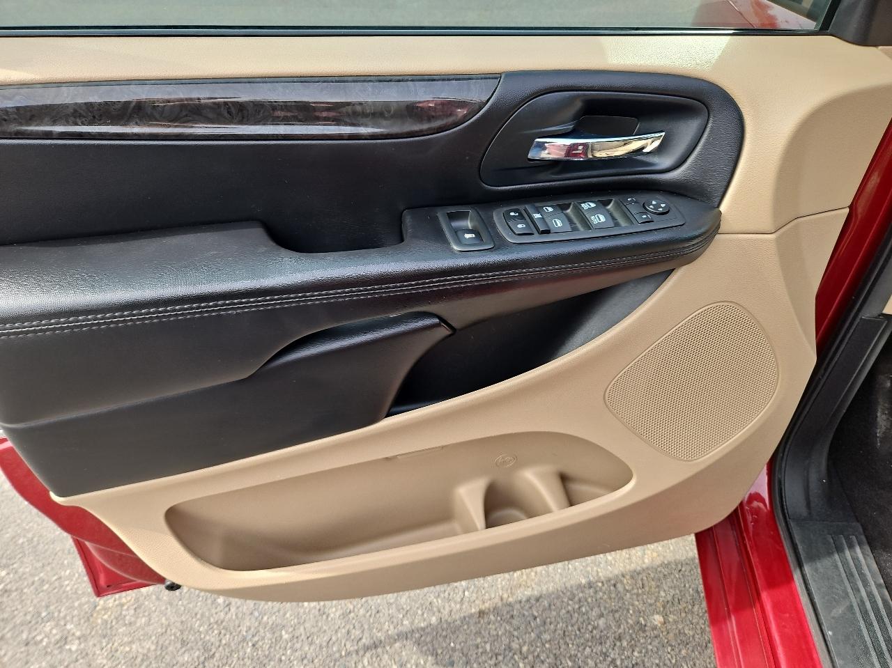 Dodge Grand Caravan 4dr Wgn SXT 2014