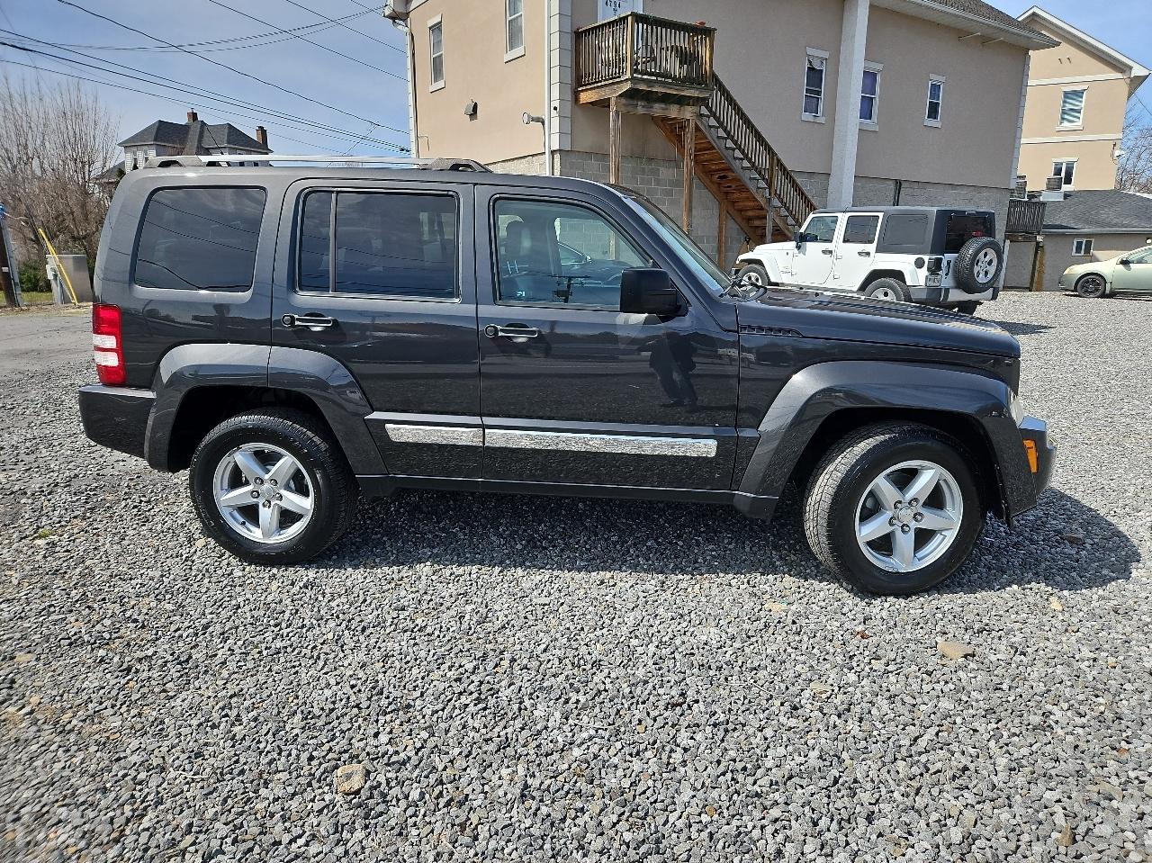 Jeep Liberty 4WD 4dr Limited 2011