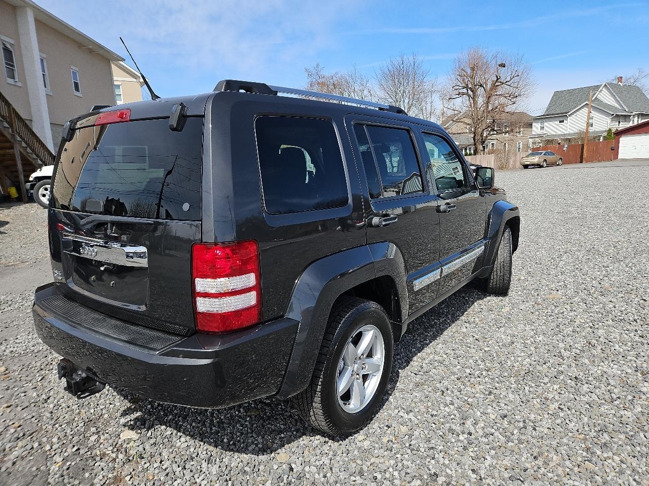 Jeep Liberty 4WD 4dr Limited 2011