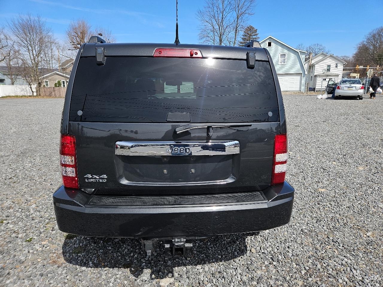 Jeep Liberty 4WD 4dr Limited 2011