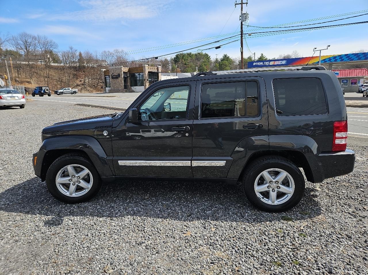 Jeep Liberty 4WD 4dr Limited 2011