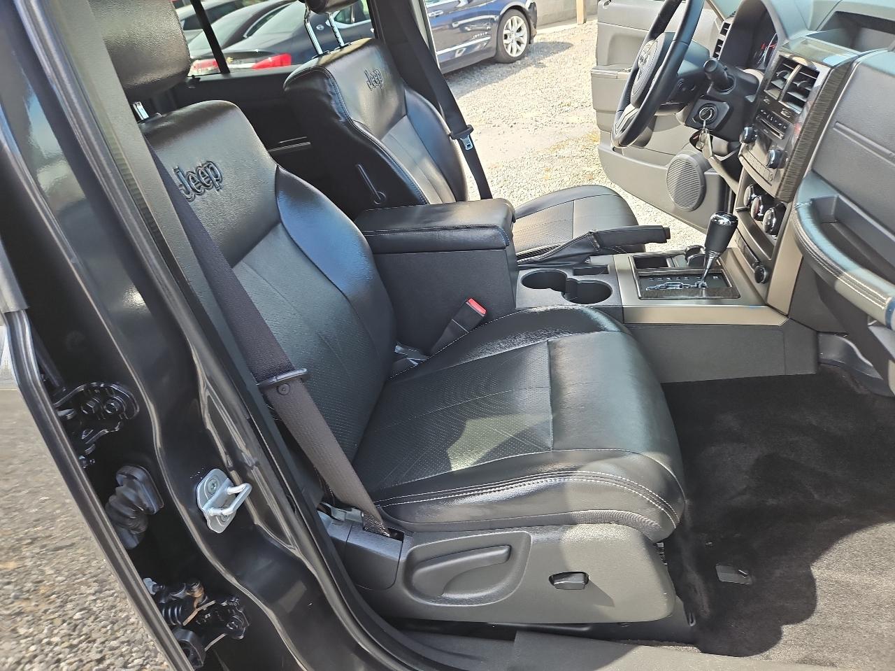 Jeep Liberty 4WD 4dr Limited 2011