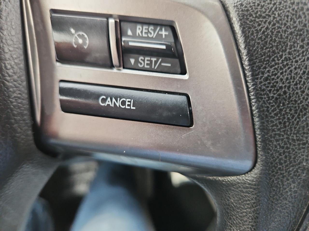 Subaru XV Crosstrek 5dr Auto 2.0i Premium 2014