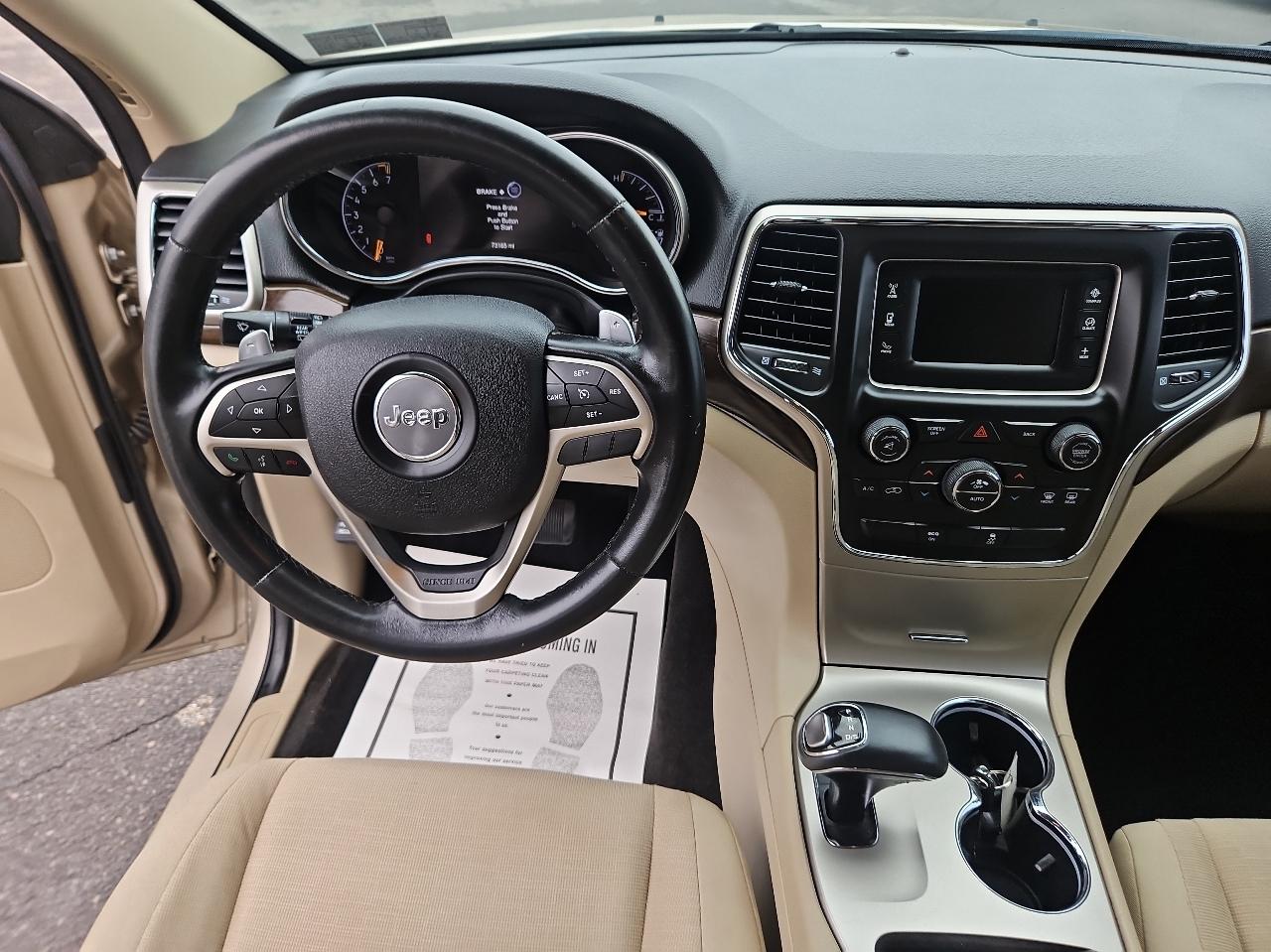 Jeep Grand Cherokee 4WD 4dr Laredo 2015