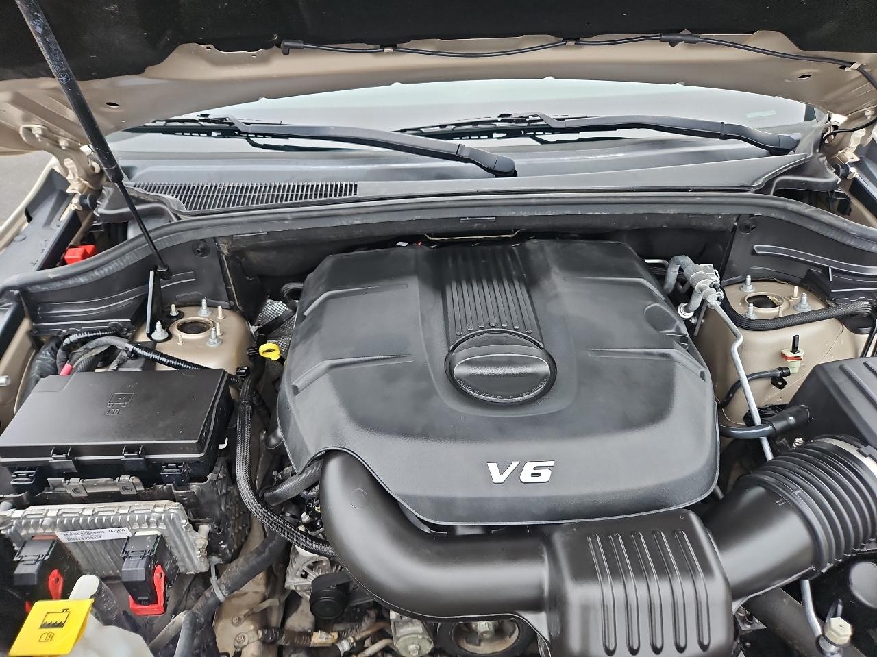 Jeep Grand Cherokee 4WD 4dr Laredo 2015