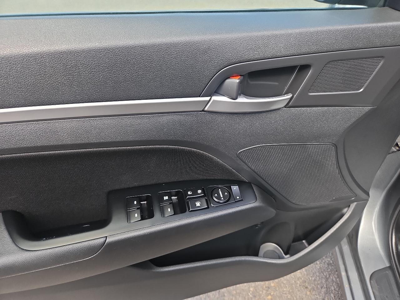 Hyundai Elantra SEL Auto 2019