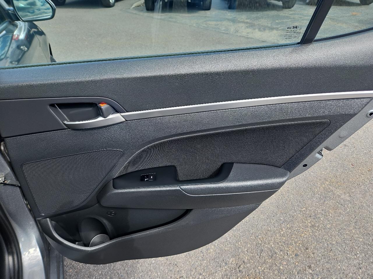 Hyundai Elantra SEL Auto 2019