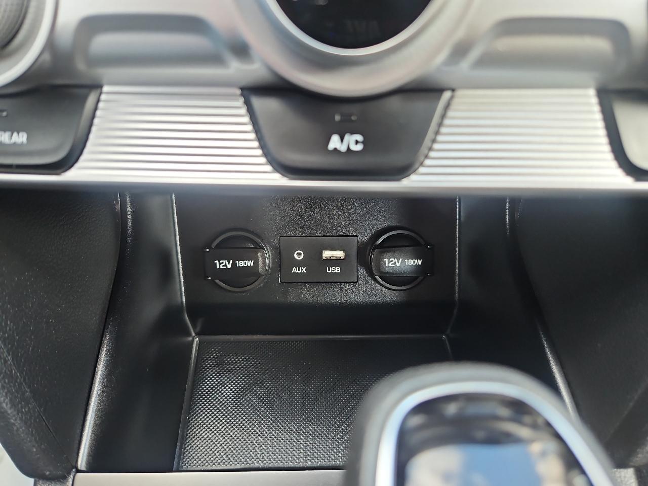 Hyundai Elantra SEL Auto 2019