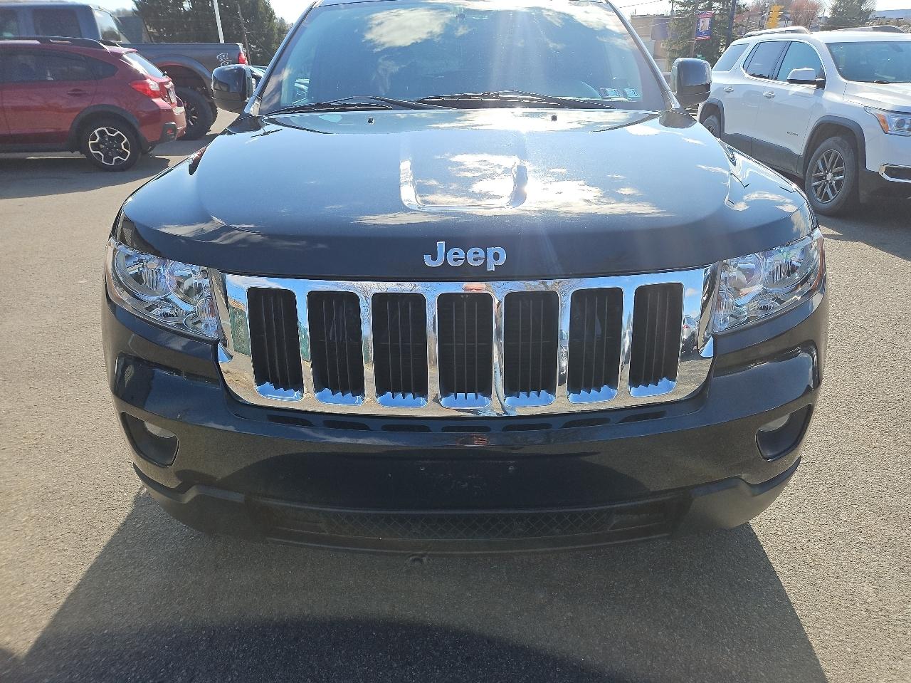 Jeep Grand Cherokee 4WD 4dr Laredo 2012