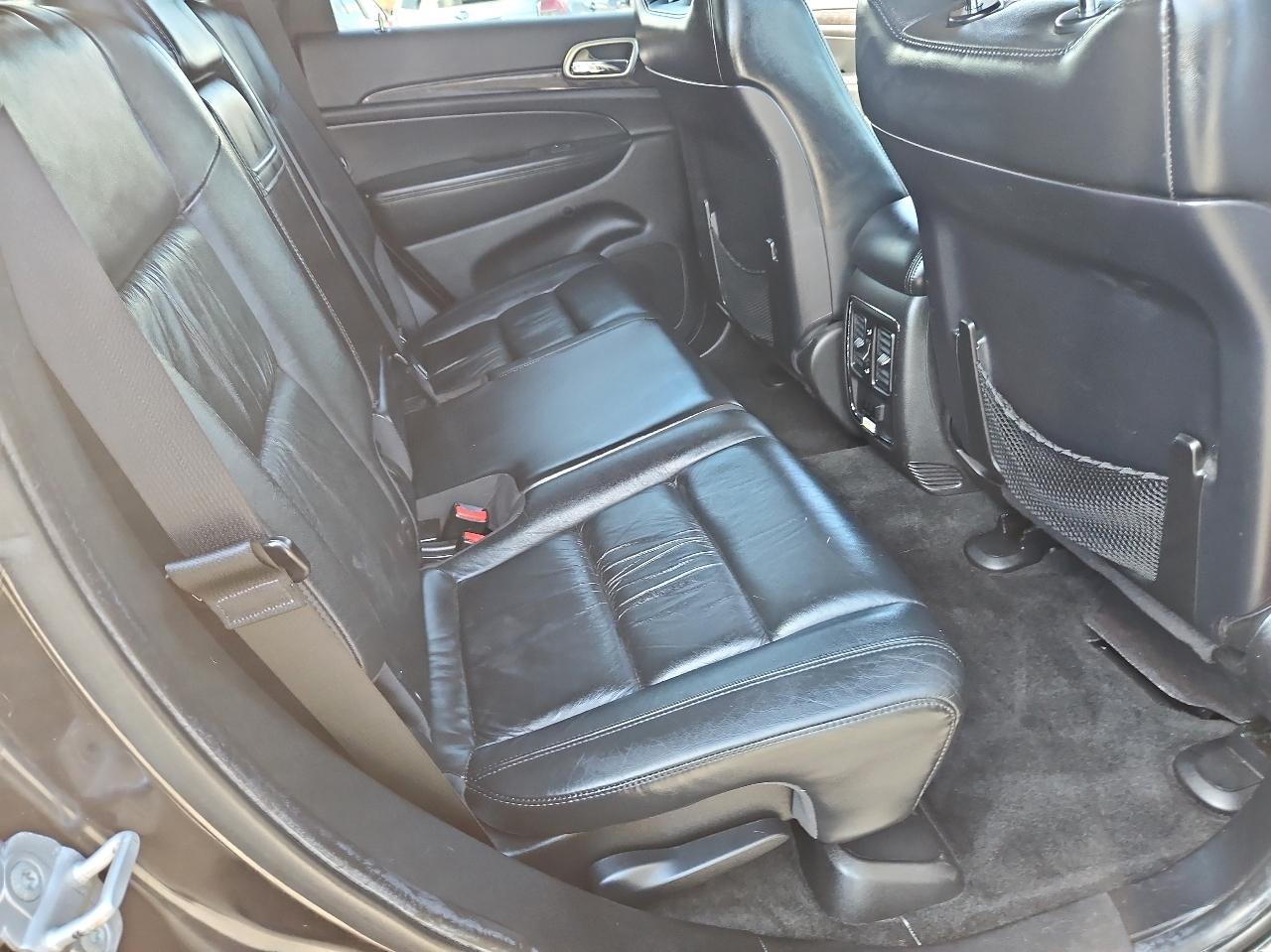 Jeep Grand Cherokee 4WD 4dr Laredo 2012