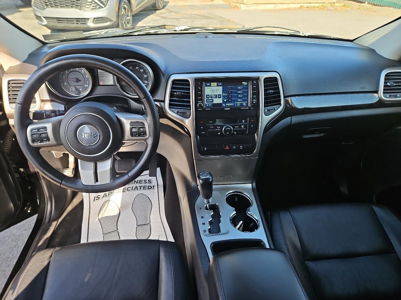 Jeep Grand Cherokee 4WD 4dr Laredo 2012