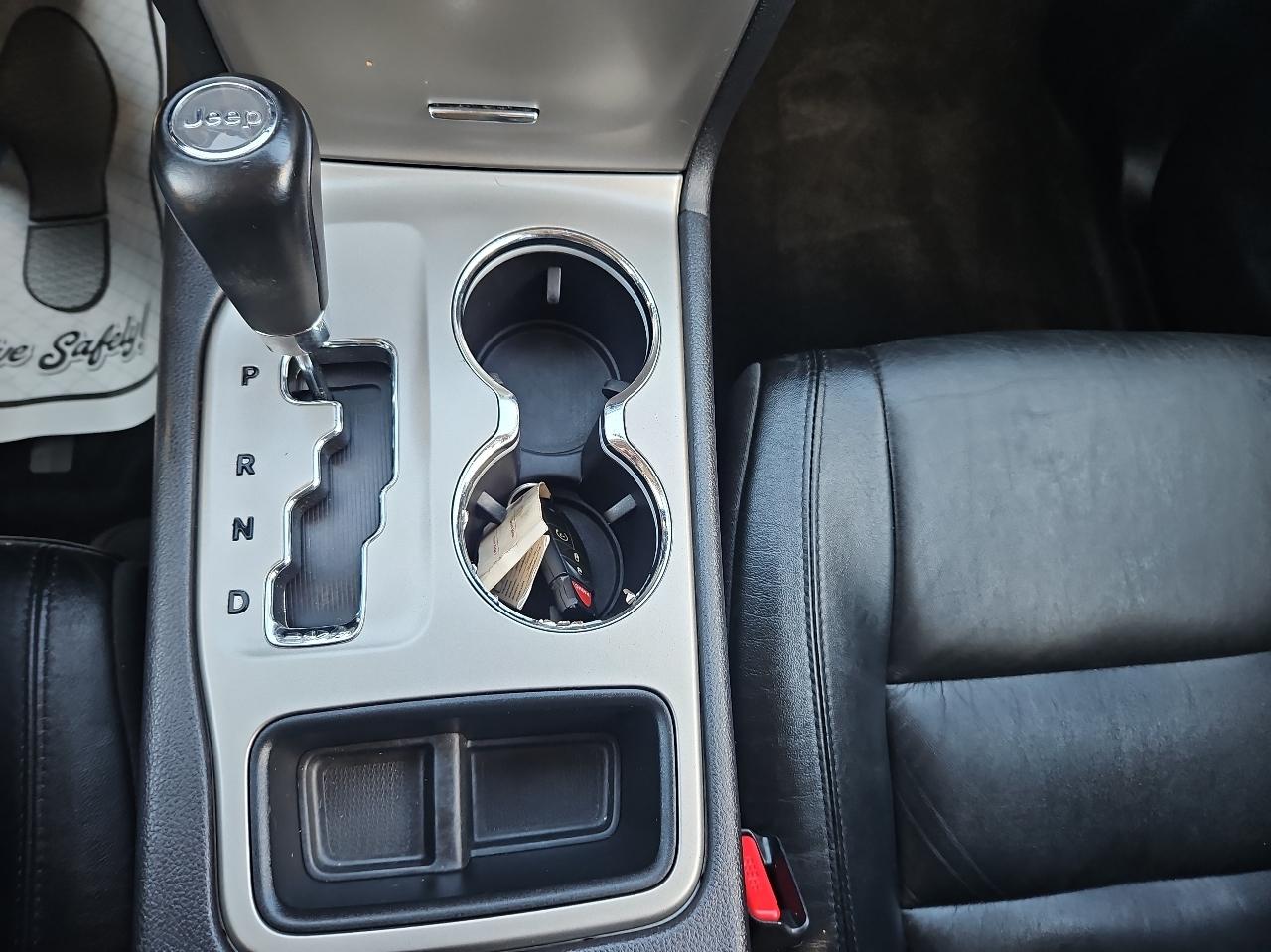 Jeep Grand Cherokee 4WD 4dr Laredo 2012