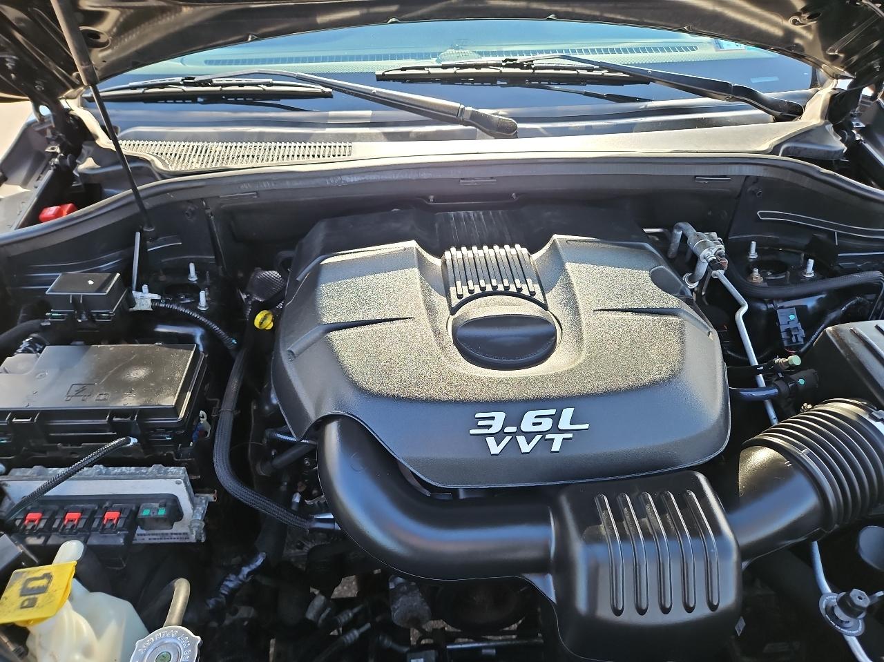 Jeep Grand Cherokee 4WD 4dr Laredo 2012