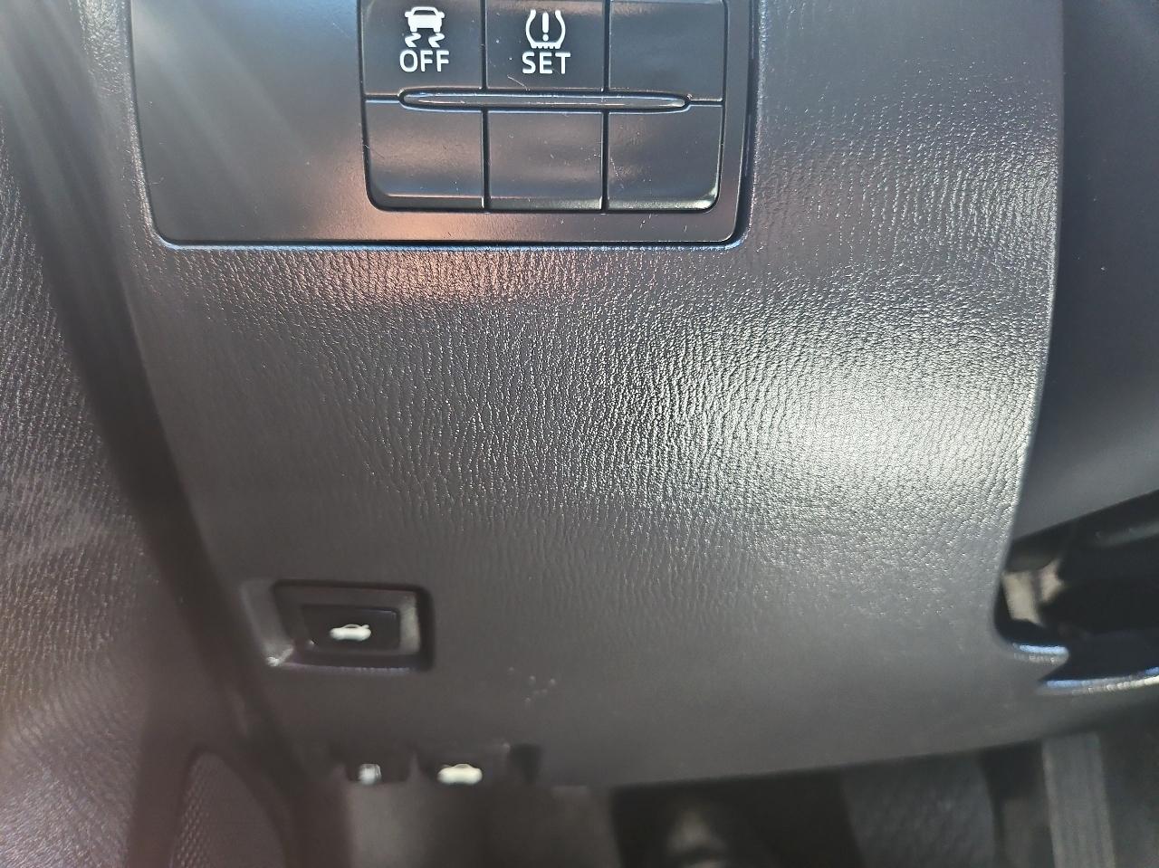 Mazda MAZDA3 4dr Sdn Auto i Sport 2014