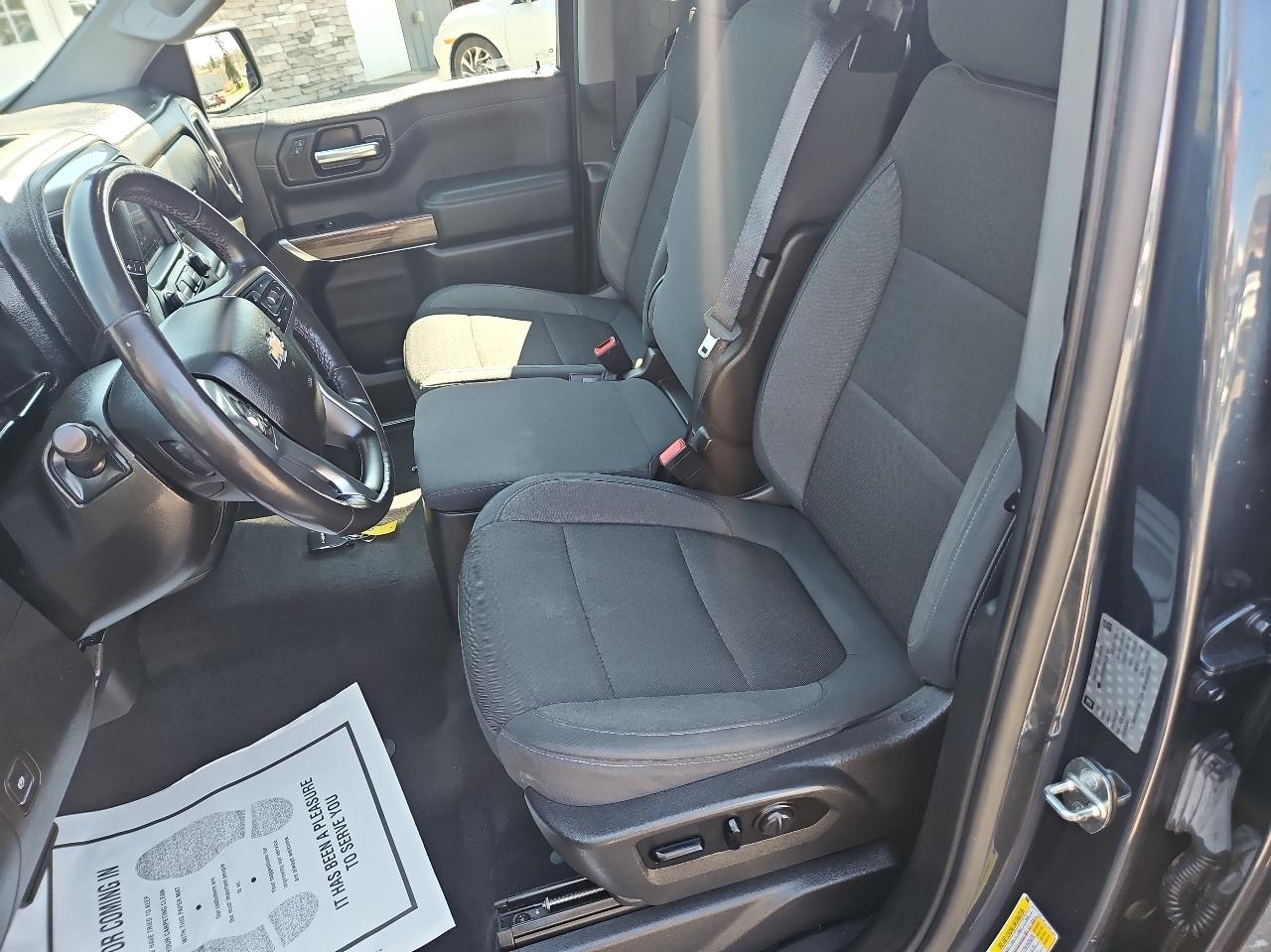 Chevrolet Silverado 1500 4WD Double Cab 147" LT 2019