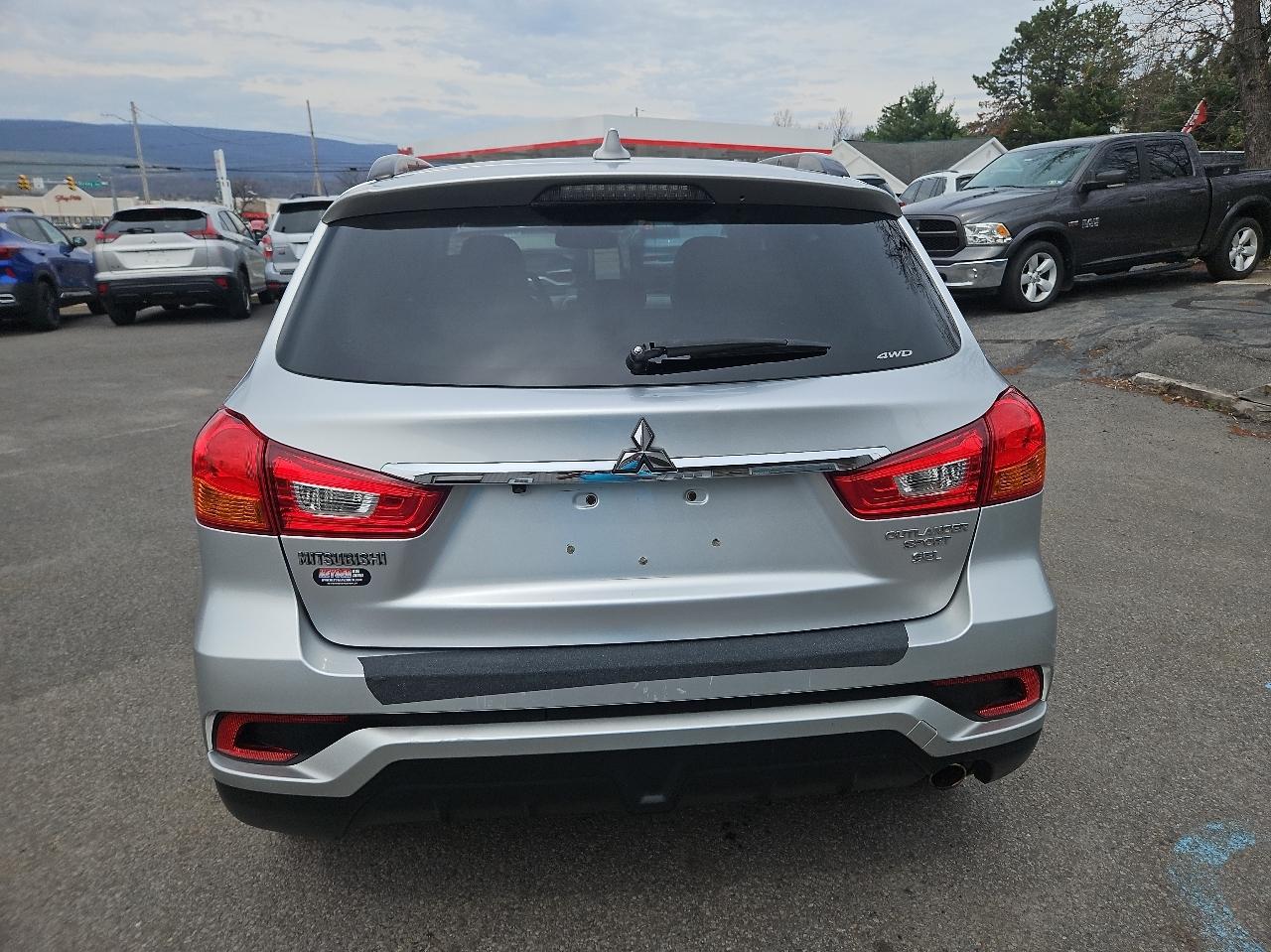 Mitsubishi Outlander Sport SEL 2.4 AWC CVT 2018