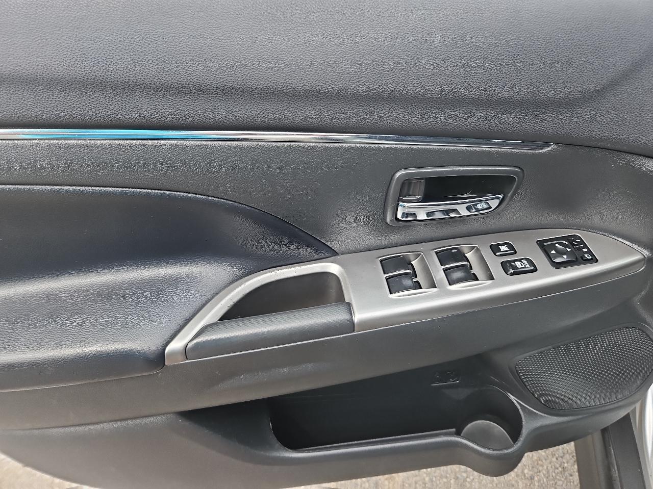 Mitsubishi Outlander Sport SEL 2.4 AWC CVT 2018