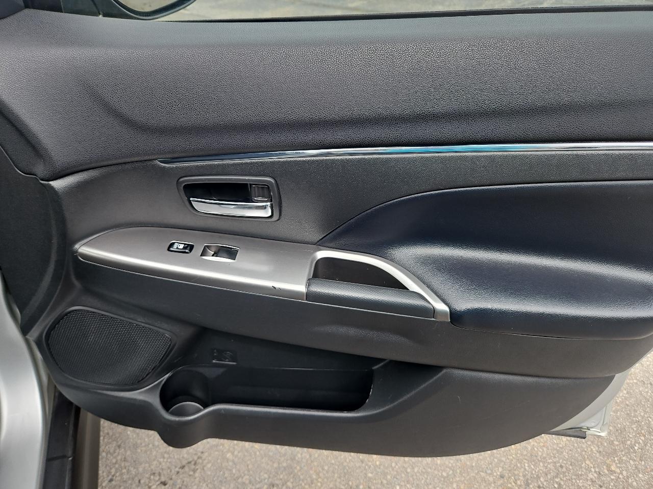 Mitsubishi Outlander Sport SEL 2.4 AWC CVT 2018