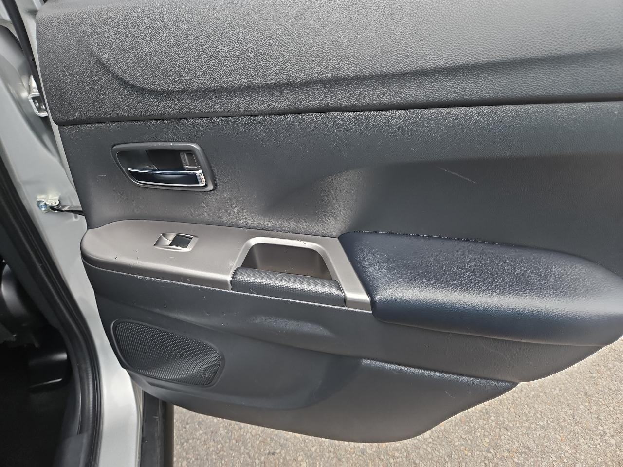 Mitsubishi Outlander Sport SEL 2.4 AWC CVT 2018