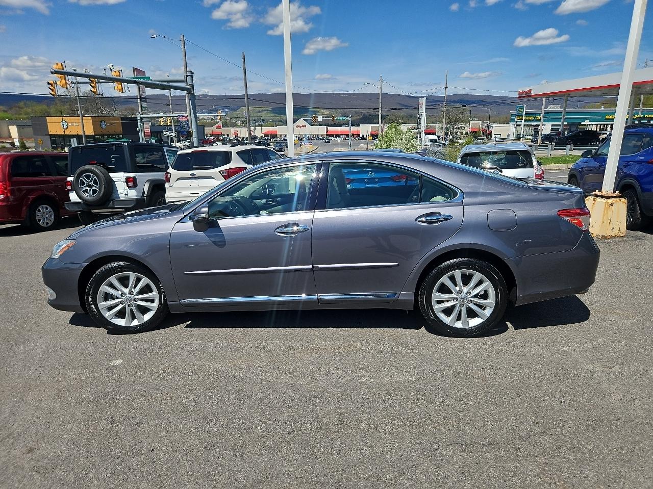 Lexus ES 350 4dr Sdn 2012