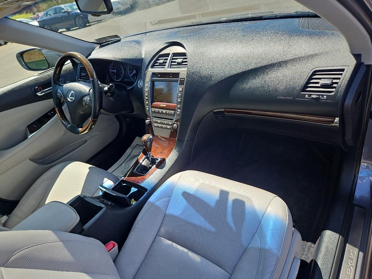 Lexus ES 350 4dr Sdn 2012