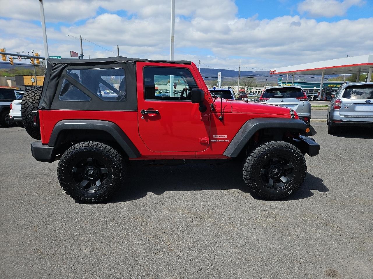Jeep Wrangler 4WD 2dr Sport 2012