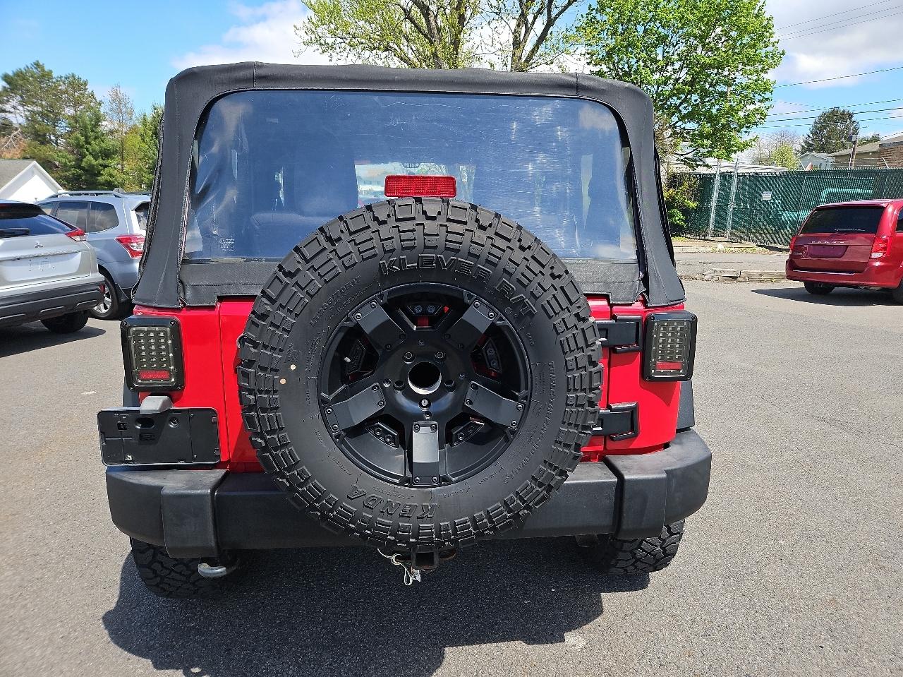 Jeep Wrangler 4WD 2dr Sport 2012