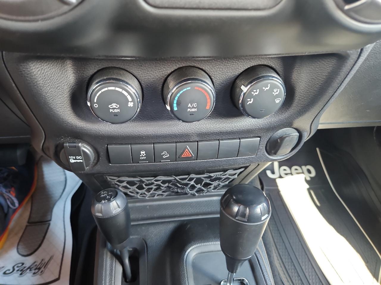 Jeep Wrangler 4WD 2dr Sport 2012