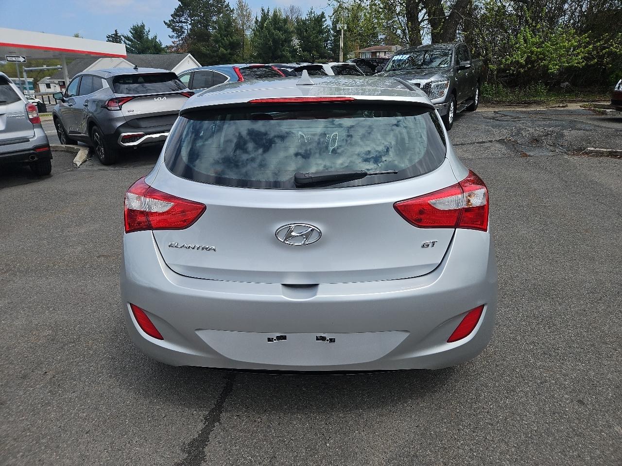 Hyundai Elantra GT 5dr HB Auto PZEV 2013