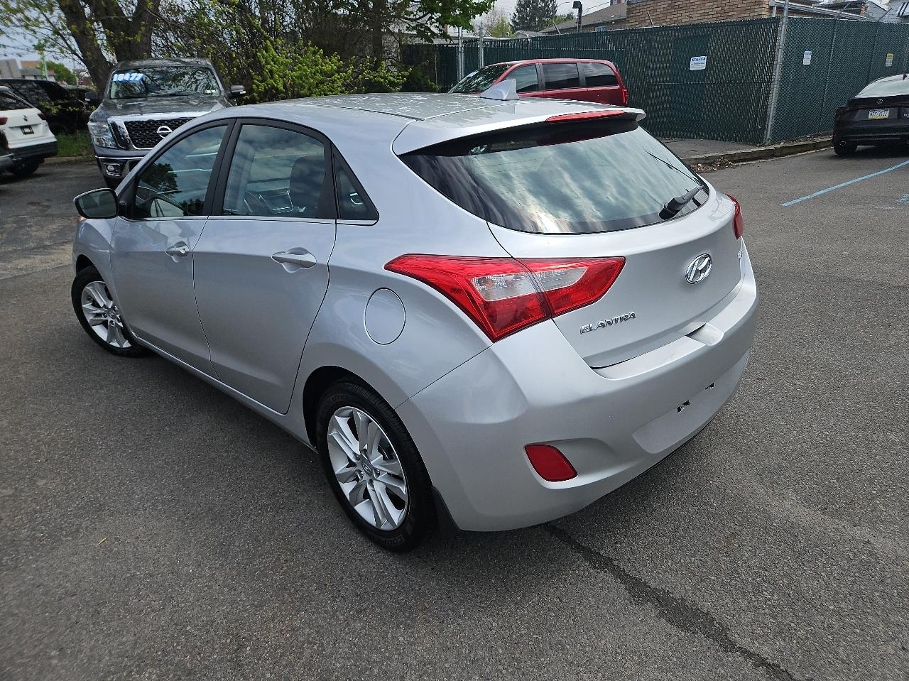 Hyundai Elantra GT 5dr HB Auto PZEV 2013