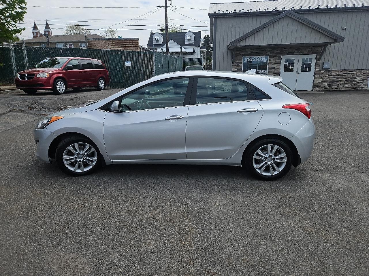 Hyundai Elantra GT 5dr HB Auto PZEV 2013
