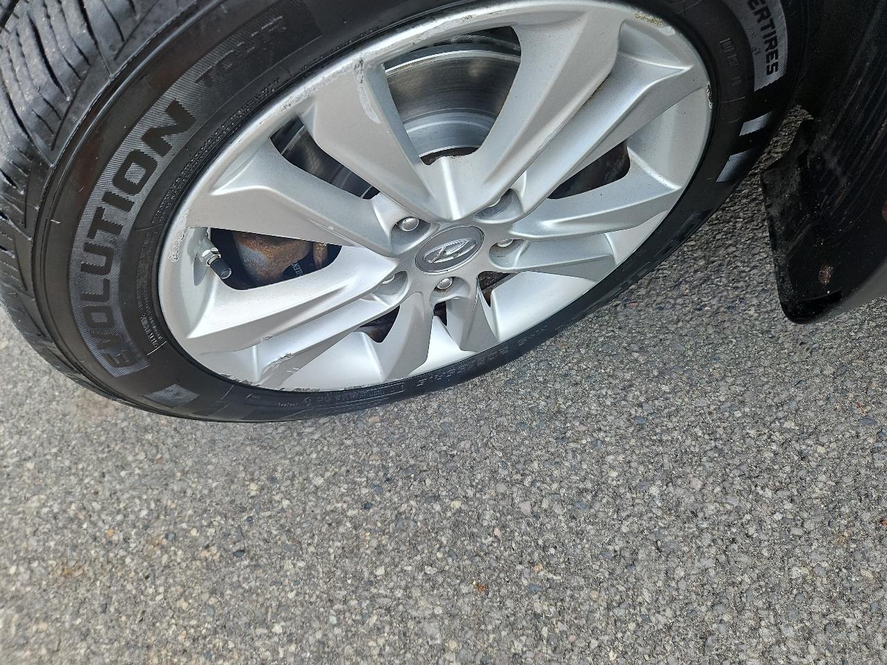 Hyundai Elantra GT 5dr HB Auto PZEV 2013