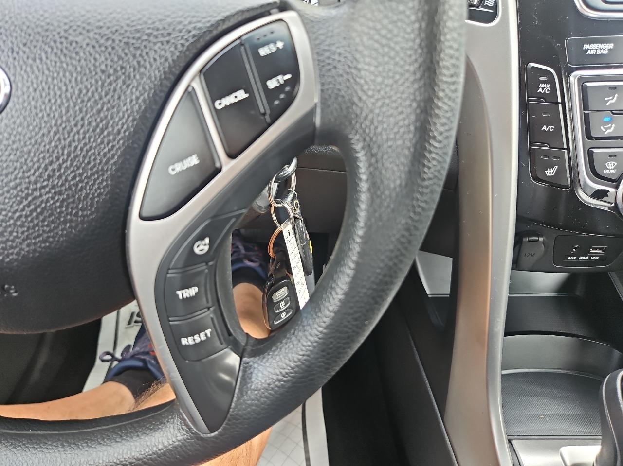 Hyundai Elantra GT 5dr HB Auto PZEV 2013