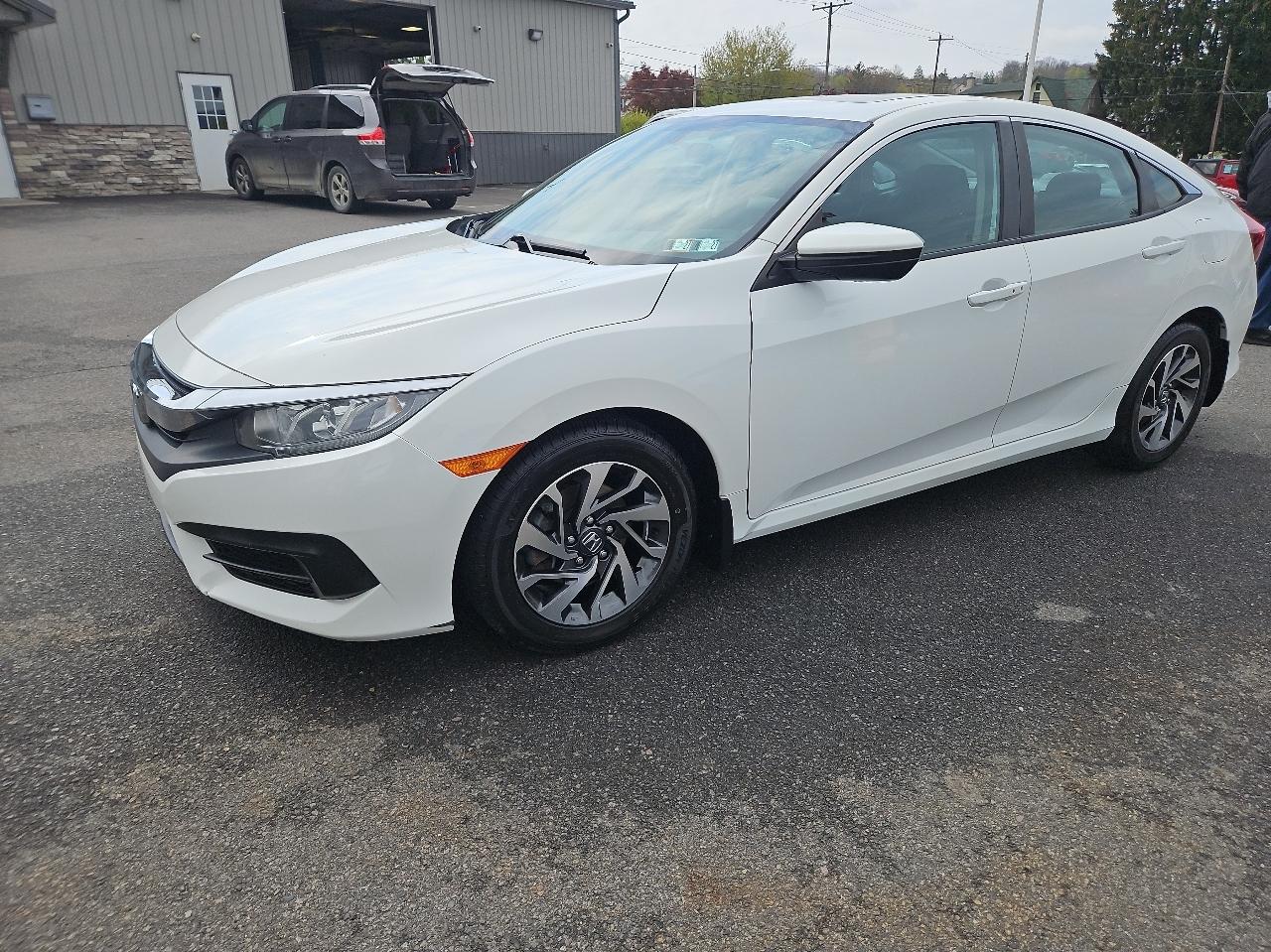 Honda Civic Sedan 4dr CVT EX 2016