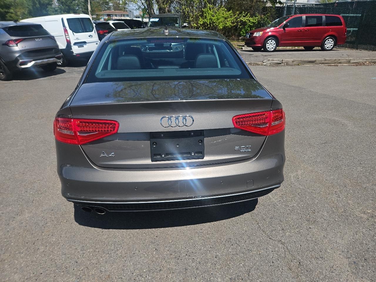 Audi A4 4dr Sdn Auto quattro 2.0T Premium Plus 2014
