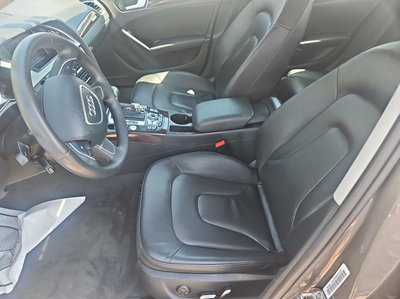 Audi A4 4dr Sdn Auto quattro 2.0T Premium Plus 2014