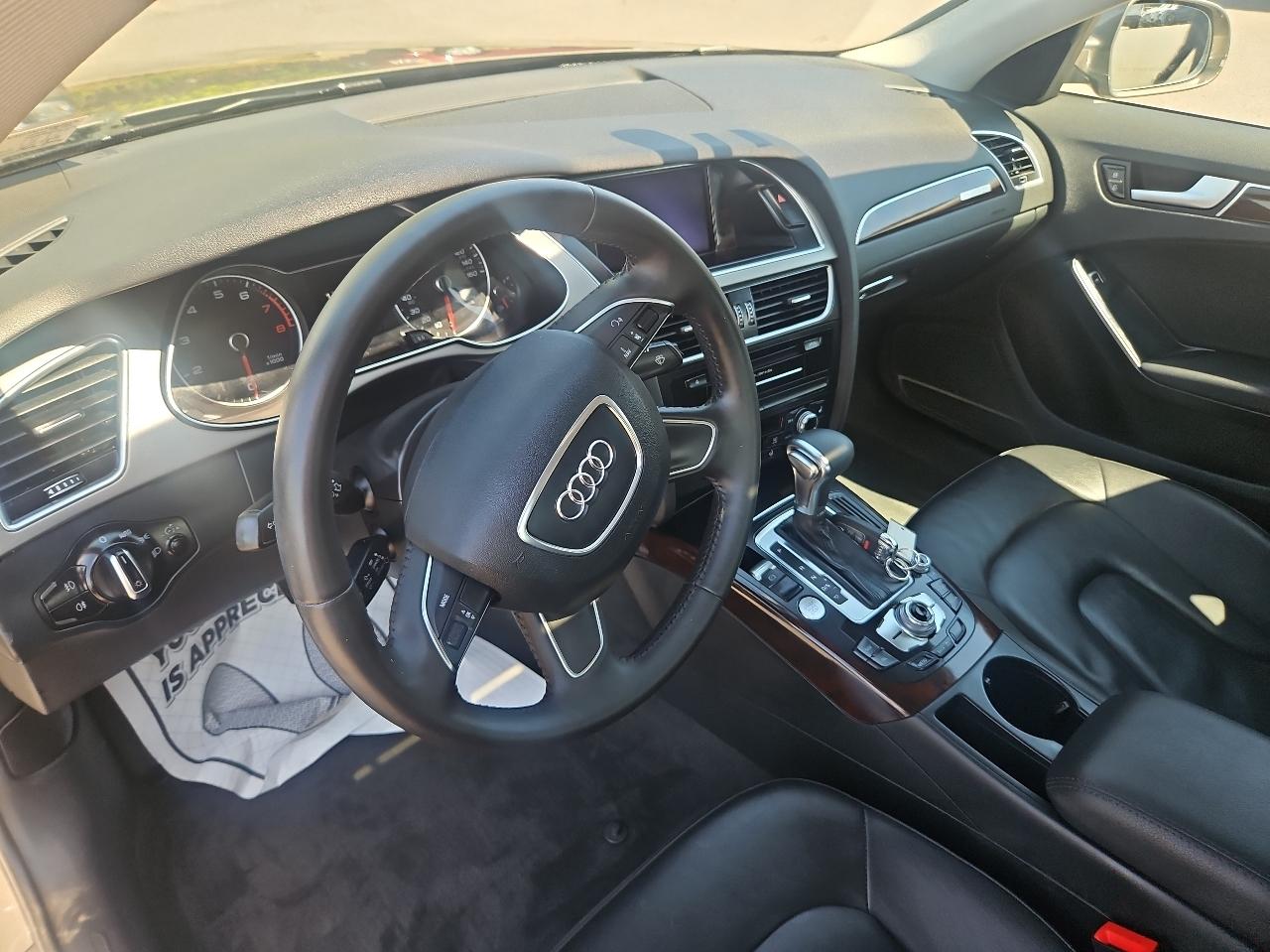 Audi A4 4dr Sdn Auto quattro 2.0T Premium Plus 2014