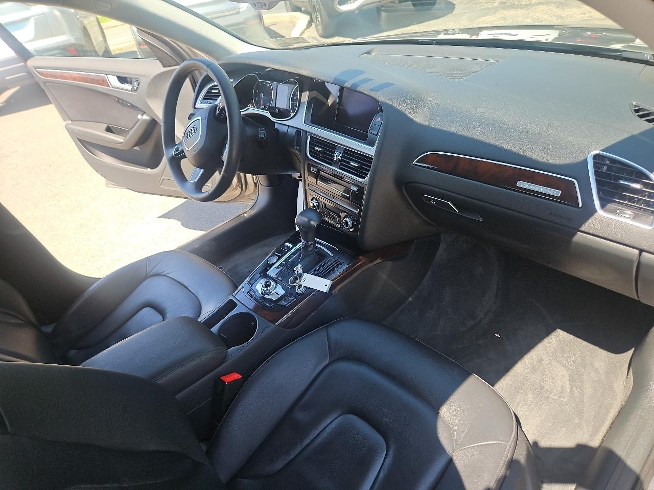 Audi A4 4dr Sdn Auto quattro 2.0T Premium Plus 2014