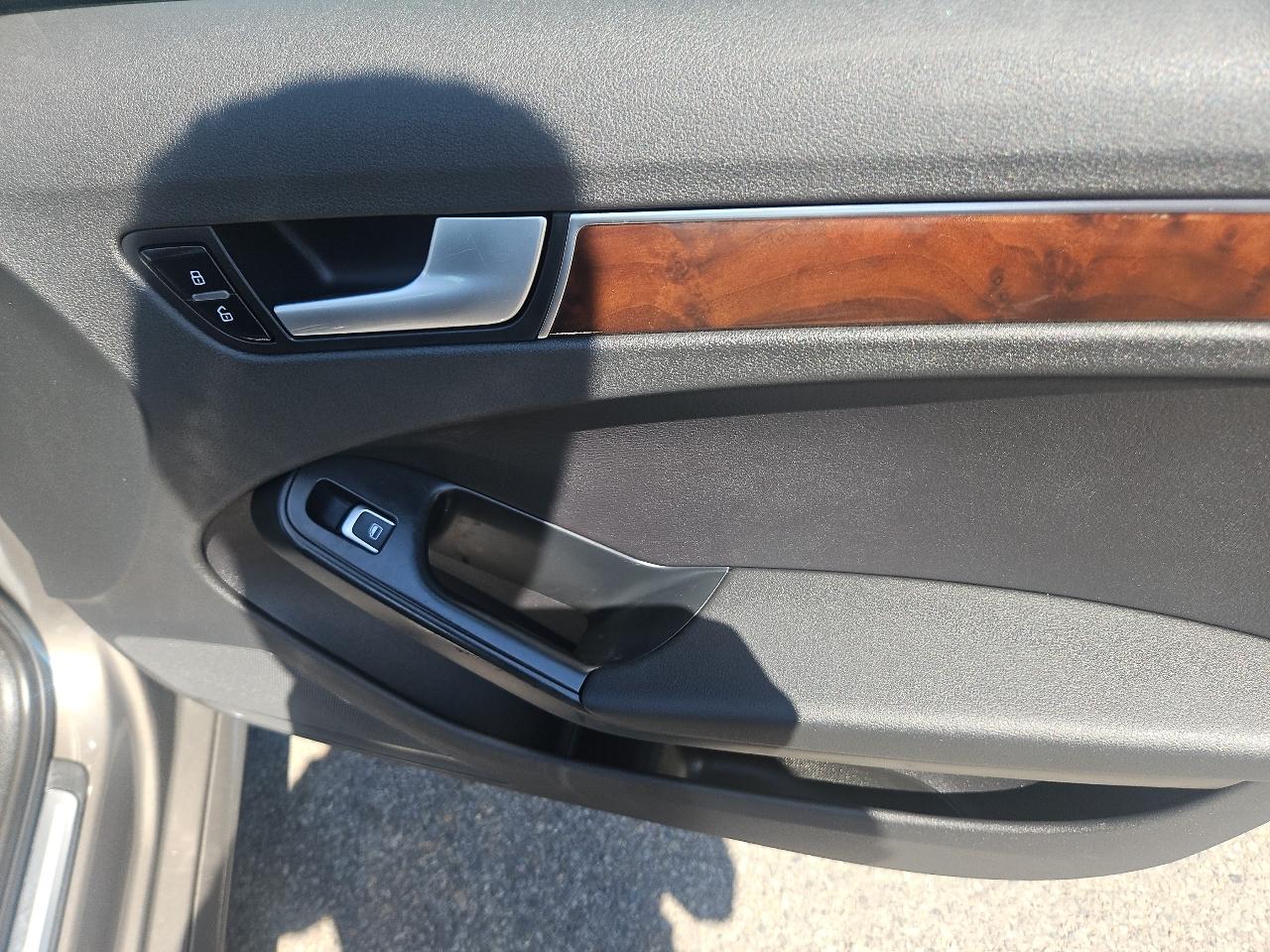 Audi A4 4dr Sdn Auto quattro 2.0T Premium Plus 2014