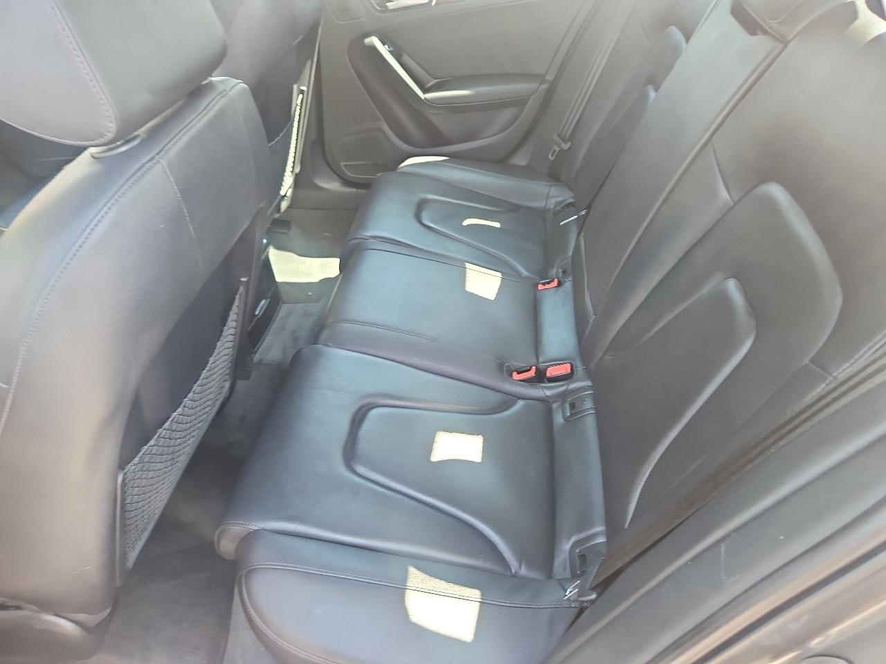 Audi A4 4dr Sdn Auto quattro 2.0T Premium Plus 2014