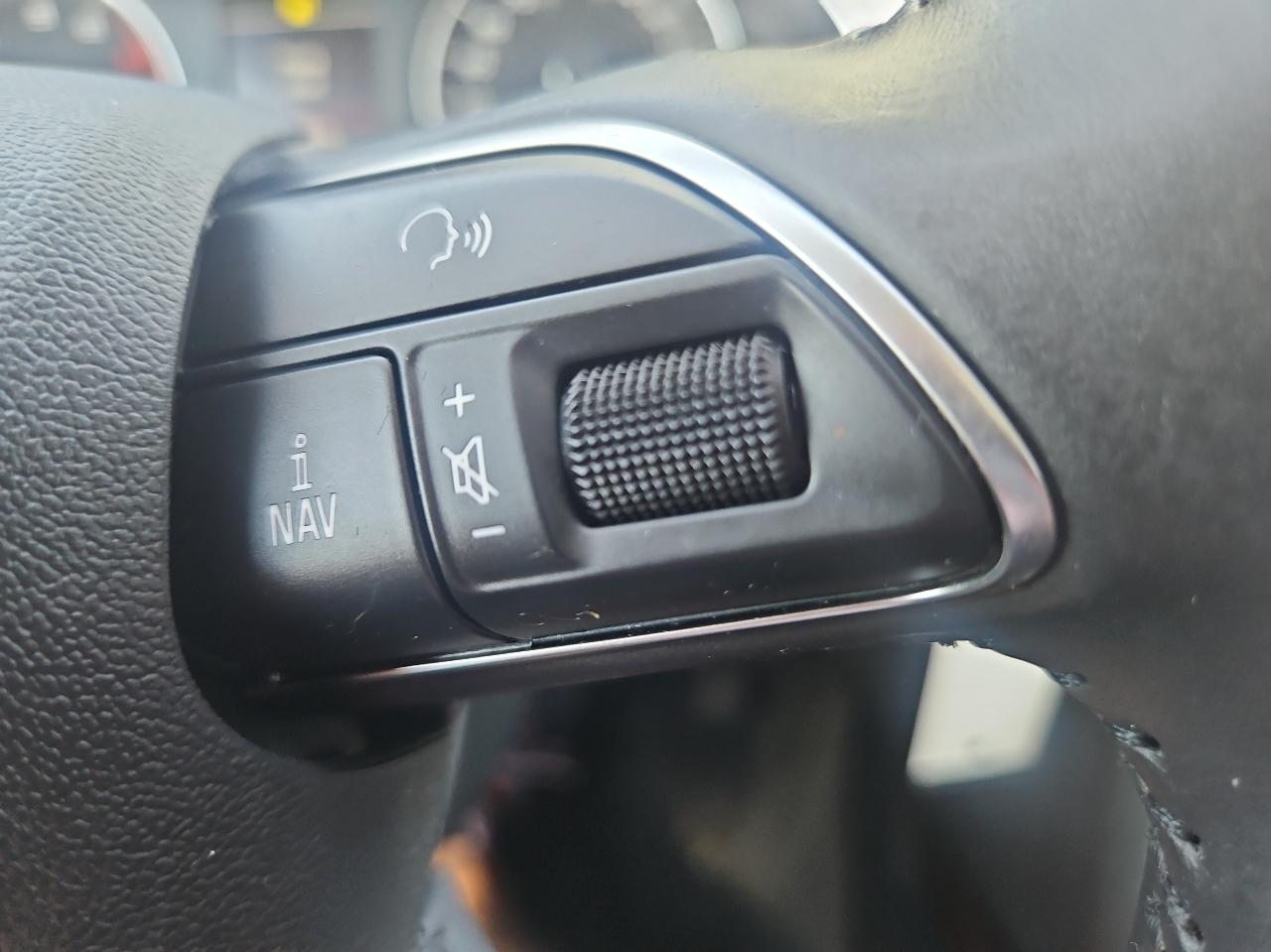 Audi A4 4dr Sdn Auto quattro 2.0T Premium Plus 2014