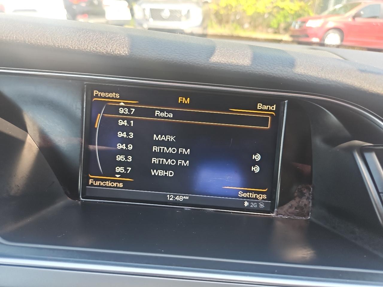 Audi A4 4dr Sdn Auto quattro 2.0T Premium Plus 2014