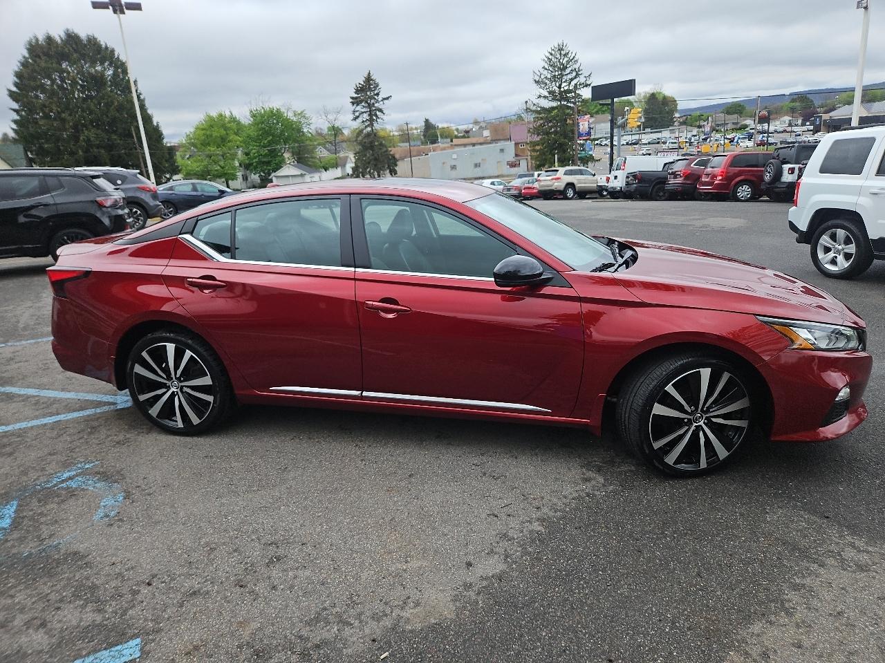 Nissan Altima 2.5 SR AWD Sedan 2019